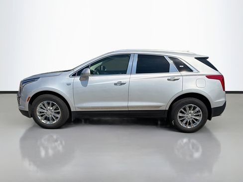 Used 2018 Cadillac XT5 Luxury w/ Driver Awareness Package image 6