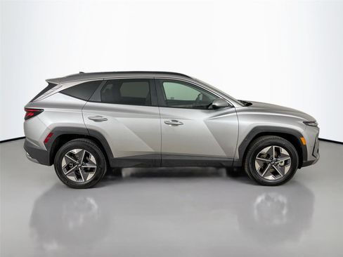 Used 2025 Hyundai Tucson SEL image 17