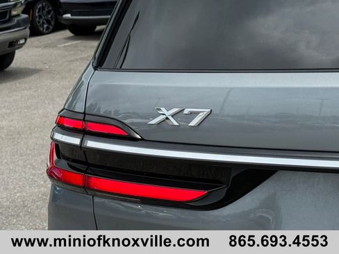 Used 2023 BMW X7 xDrive40i w/ Premium Package AWD/4WD image 10