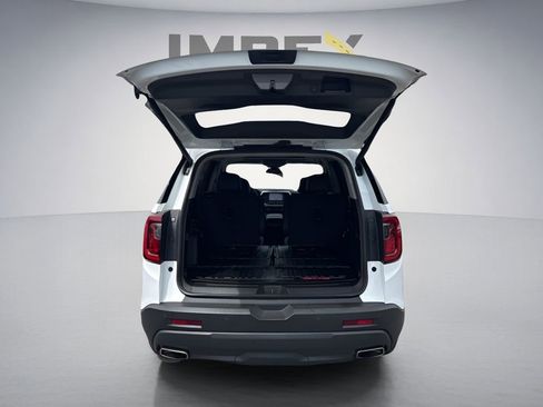 Used 2023 GMC Acadia SLT w/ Elevation Edition AWD/4WD image 32