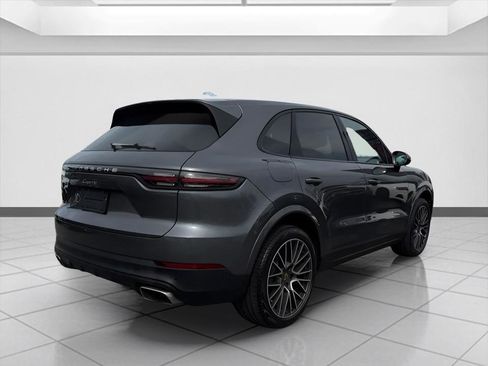 Used 2021 Porsche Cayenne AWD/4WD image 9