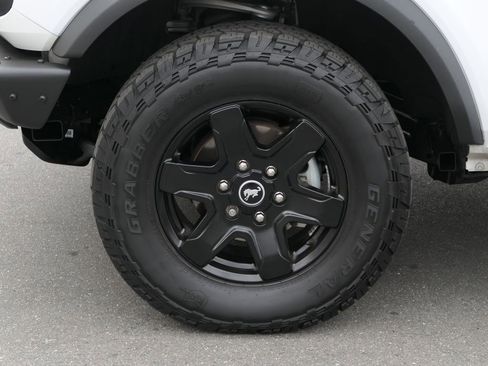 Used 2022 Ford Bronco Black Diamond AWD/4WD image 11
