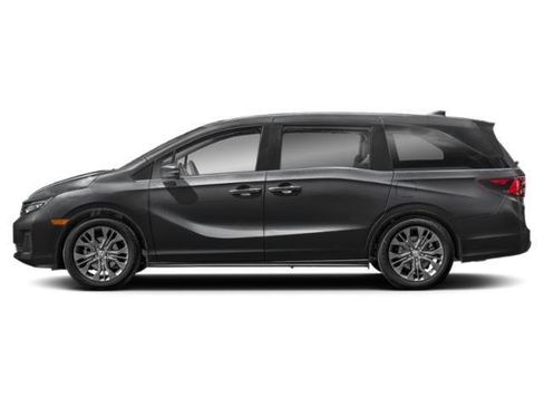 New 2026 Honda Odyssey Touring image 3