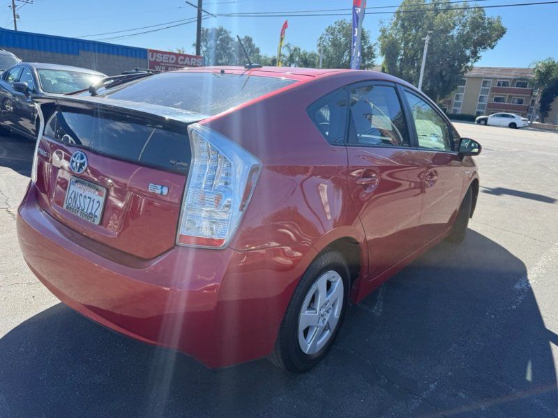 Used 2010 Toyota Prius Three w/ Navigation Pkg FWD image 10