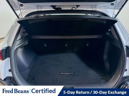 Certified 2023 Hyundai Kona SEL w/ Convenience Package image 11