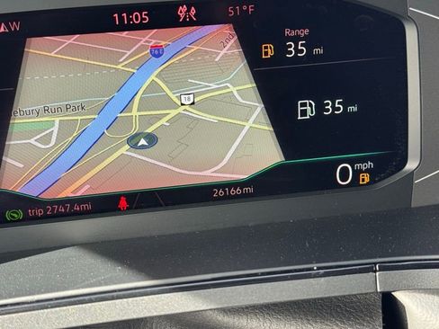 Used 2023 Volkswagen Taos SEL image 31