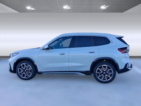 Used 2026 BMW X1 xDrive28i w/ Convenience Package AWD/4WD image 2
