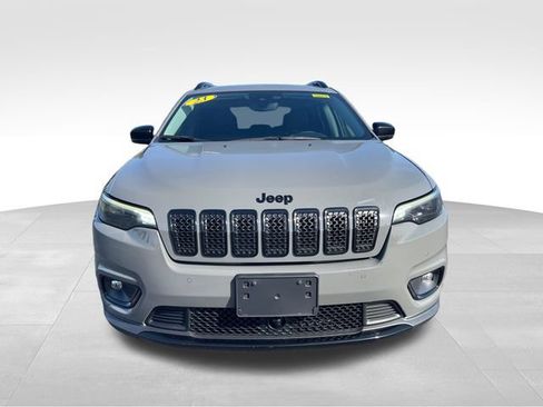 Used 2023 Jeep Cherokee Altitude Lux AWD/4WD image 9