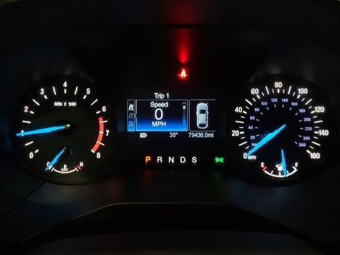 Used 2019 Ford Edge SE image 23