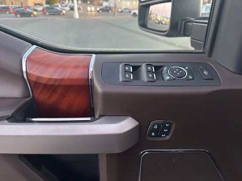 Used 2021 Ford F250 King Ranch w/ King Ranch Ultimate Package image 29