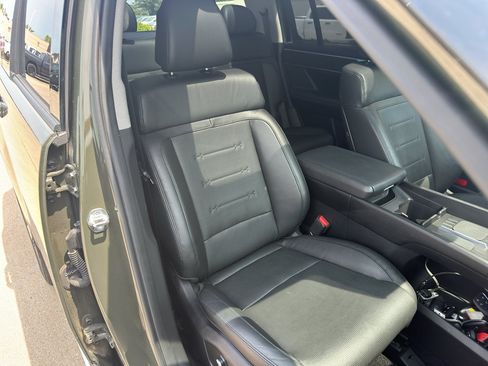 Used 2024 Hyundai Santa Fe Limited FWD image 31