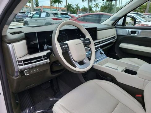 Certified 2025 Hyundai Santa Fe Calligraphy FWD image 17