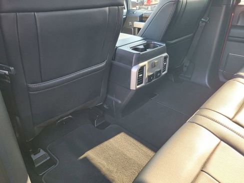 Certified 2022 Ford F250 Lariat w/ Lariat Value Package image 12
