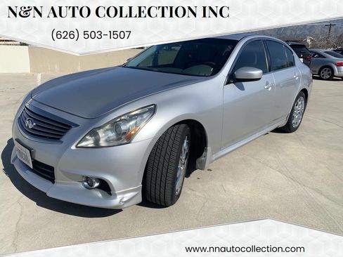 Used 2010 INFINITI G37 Journey w/ Premium Pkg image 1
