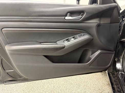 Used 2020 Nissan Altima 2.5 SR w/ Premium Package AWD/4WD image 13