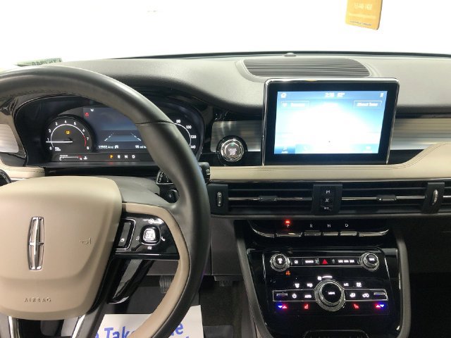 Used 2020 Lincoln Corsair AWD image 20