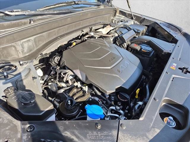 Used 2024 Kia Telluride EX w/ EX Captain's Chair Package FWD image 25