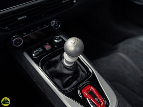 Used 2025 Lotus Emira image 11