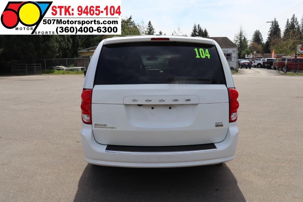 Used 2019 Dodge Grand Caravan SXT FWD image 6
