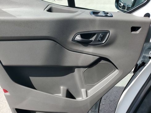 Used 2025 Ford Transit 350 XL image 25