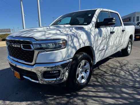 Used 2025 RAM 1500 Big Horn AWD/4WD image 8