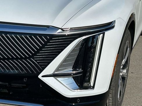 New 2026 Cadillac Lyriq Premium Luxury RWD image 9