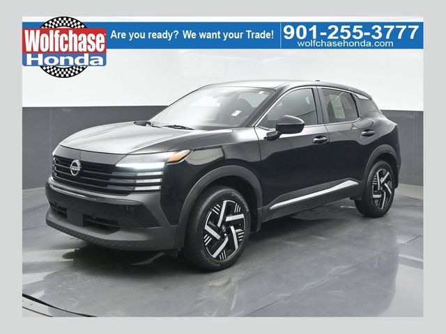 Used 2025 Nissan Kicks SV w/ Charging Package FWD image 1