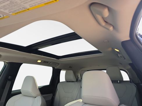 New 2027 INFINITI QX60 Luxe w/ Cargo Package FWD image 29