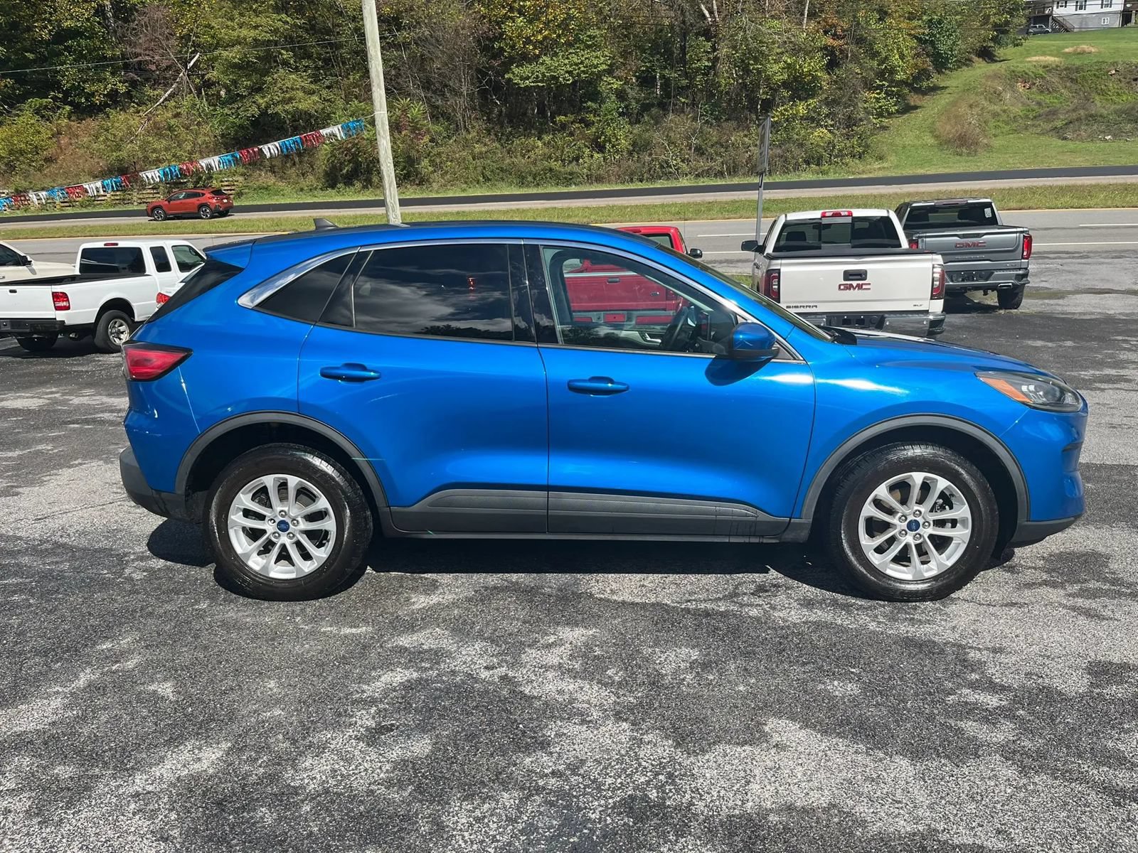 Used 2021 Ford Escape SE AWD/4WD image 4