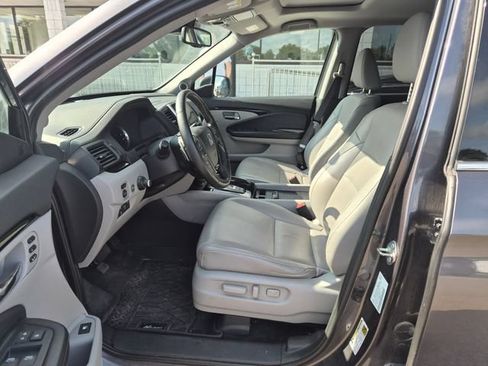 Used 2020 Honda Ridgeline RTL-E image 12