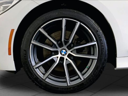 Used 2022 BMW 330i xDrive Sedan w/ Premium Package AWD/4WD image 11
