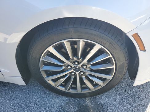 Used 2017 Lincoln MKZ Premiere image 14