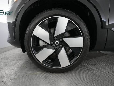 Used 2023 Volvo XC40 Recharge Ultimate AWD/4WD image 19