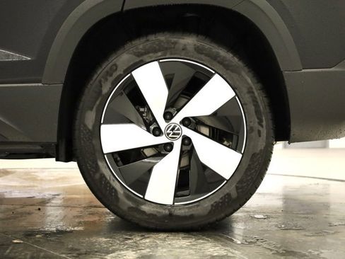 New 2026 Volkswagen Taos S image 34