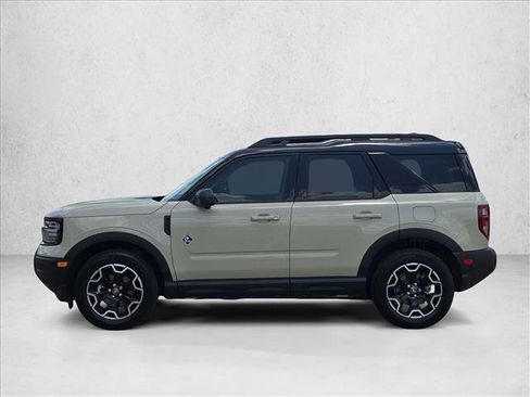 Used 2025 Ford Bronco Sport Outer Banks w/ Outer Banks Tech Package+ AWD/4WD image 8