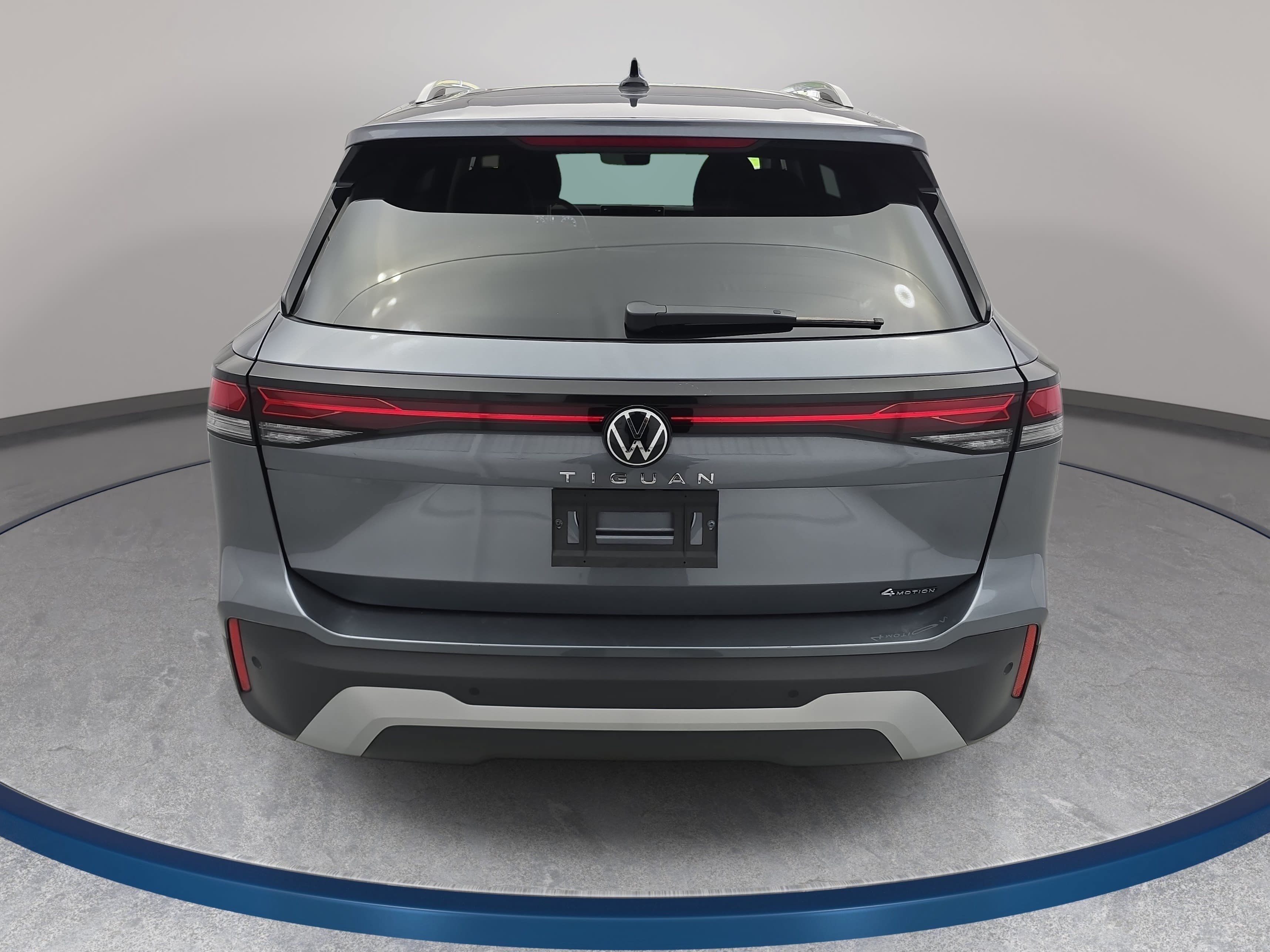 Used 2025 Volkswagen Tiguan S w/ 18" Wheel Package AWD/4WD image 6