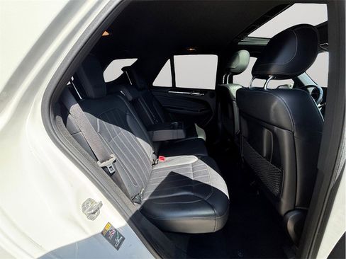 Used 2016 Mercedes-Benz GLE 350 w/ Premium Package image 43