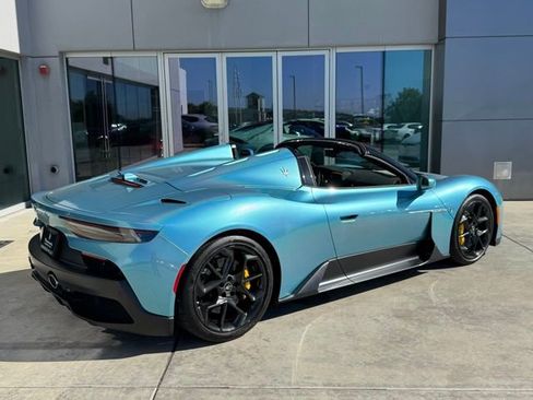 New 2024 Maserati MC20 Cielo RWD image 13