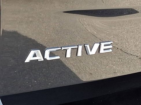 Certified 2025 Ford Expedition Active image 31