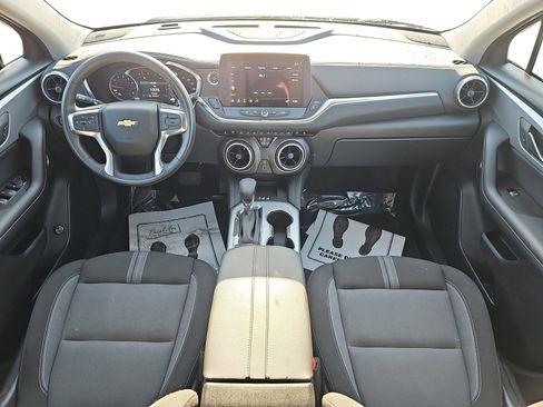 Used 2024 Chevrolet Blazer LT w/ Convenience Package FWD image 10
