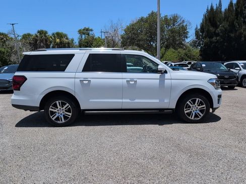 Certified 2024 Ford Expedition Max Limited AWD/4WD image 2