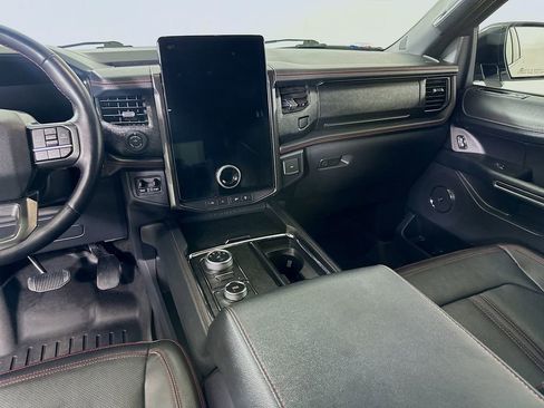 Used 2022 Ford Expedition Max Limited image 20