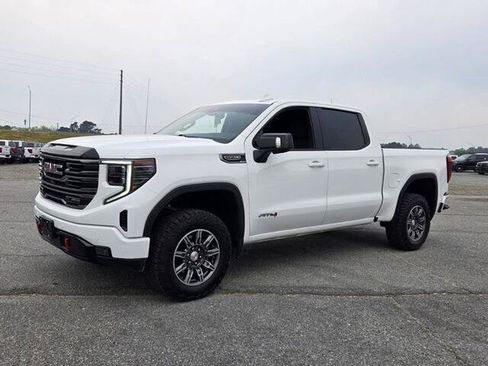 Used 2025 GMC Sierra 1500 AT4 AWD/4WD image 3