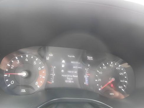 Used 2025 Jeep Compass Limited AWD/4WD image 10