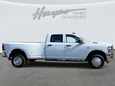 New 2026 RAM 3500 Tradesman image 3