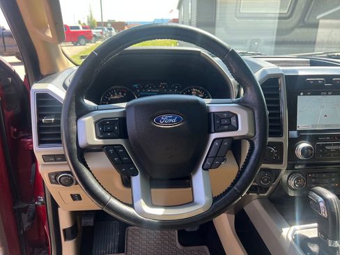 Used 2017 Ford F150 Lariat w/ Equipment Group 502A Luxury AWD/4WD image 19