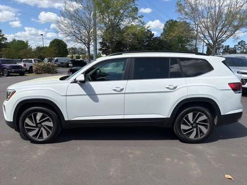 Used 2025 Volkswagen Atlas SE image 5