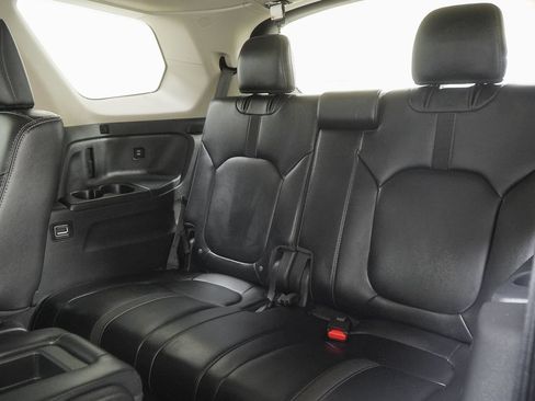 Used 2025 Honda Pilot EX-L image 43