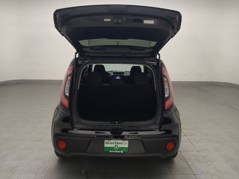 Used 2019 Kia Soul FWD image 29