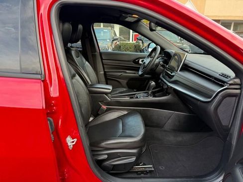 Used 2022 Jeep Compass Limited image 34